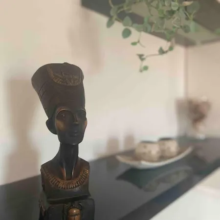 View & Pool Apartman *